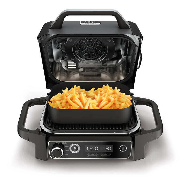 NINJA Woodfire Elektrischer Outdoor Grill & Smoker